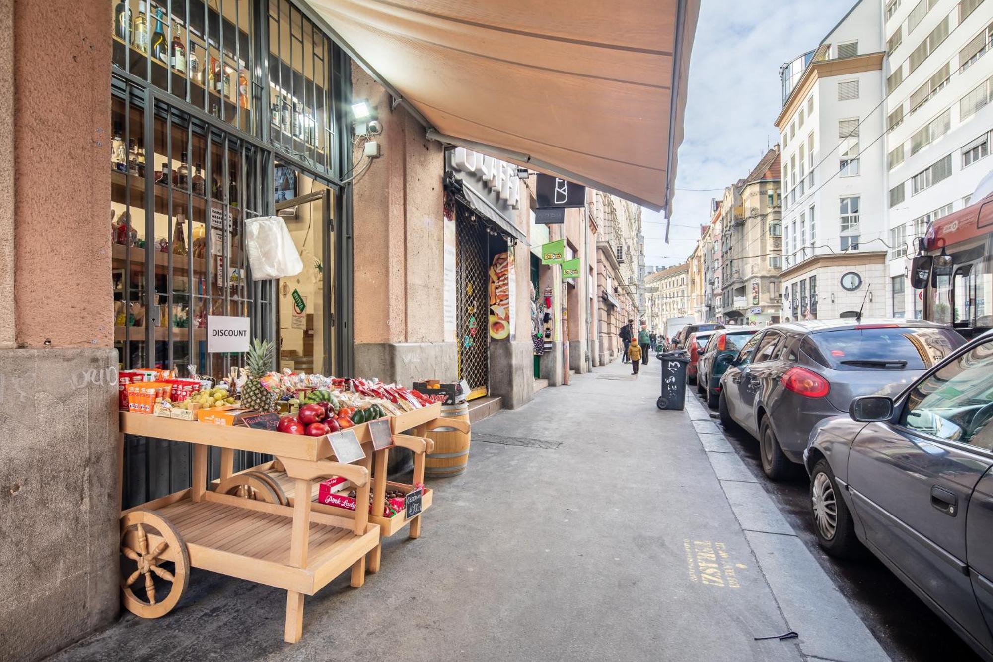 Very Central - Small Studio For Solo Traveller Budapest Exterior photo